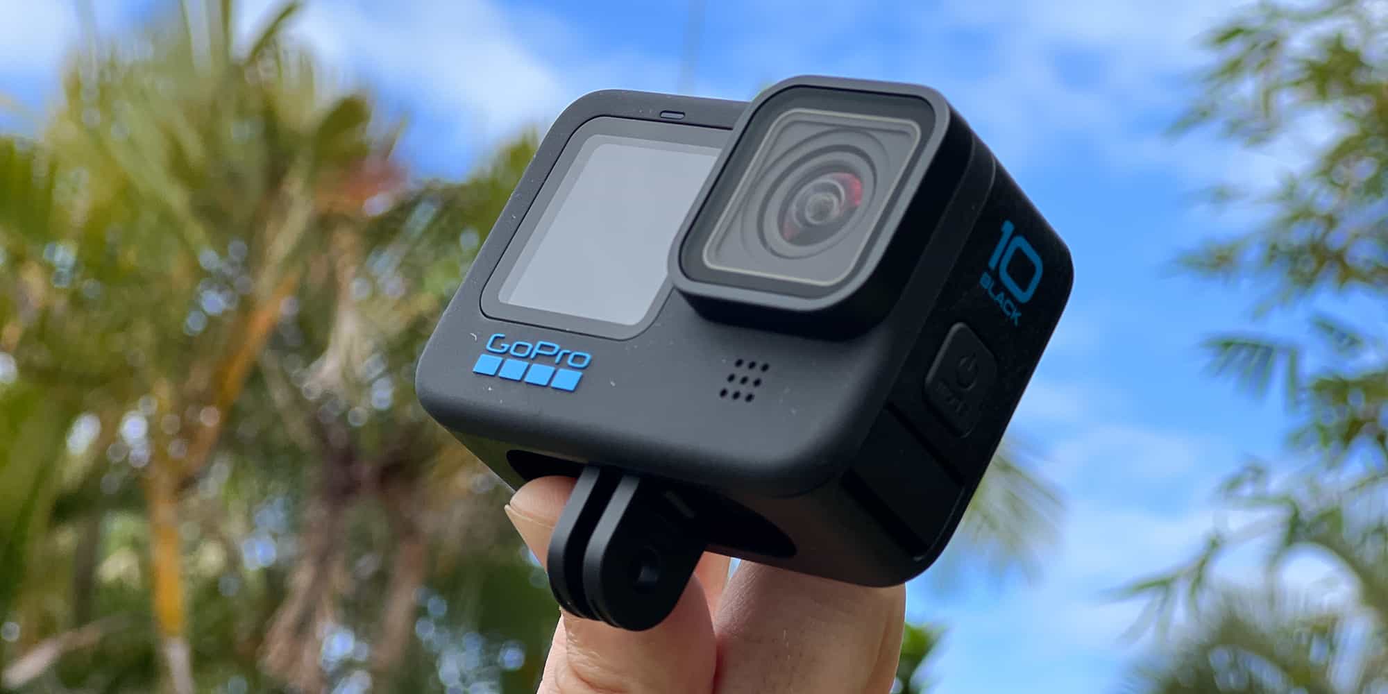 GoPro Hero 10 không chỉ là chiếc action camera mà còn có thể đóng vai trò như một chiếc máy ảnh selfie dành cho người dùng