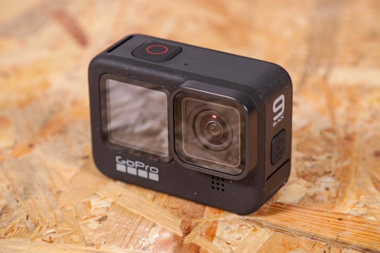 GoPro Hero 9 Black là siêu phẩm camera hành động năm 2020 hứa hẹn mang lại nhiều trải nghiệm thú vị cho anh/em Vlog, Youtuber