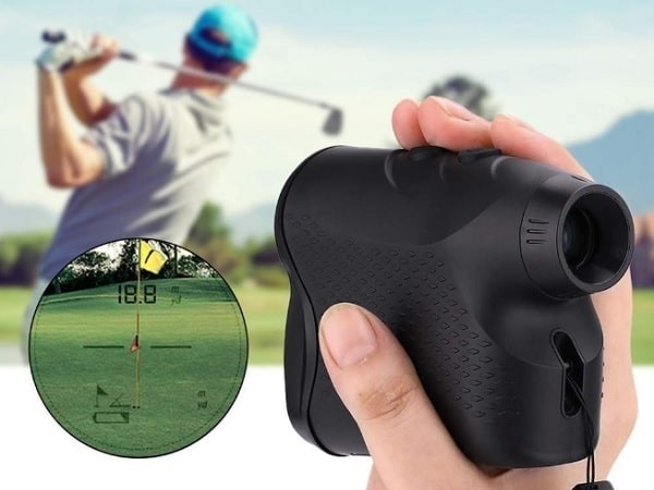 Ống nhòm đo khoảng cách golf sẽ hỗ trợ xác định khoảng cách chính xác để đánh bóng