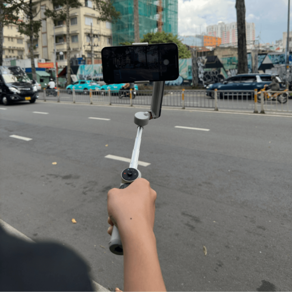 Gimbal Chống Rung Insta360 Flow | HTCamera 23