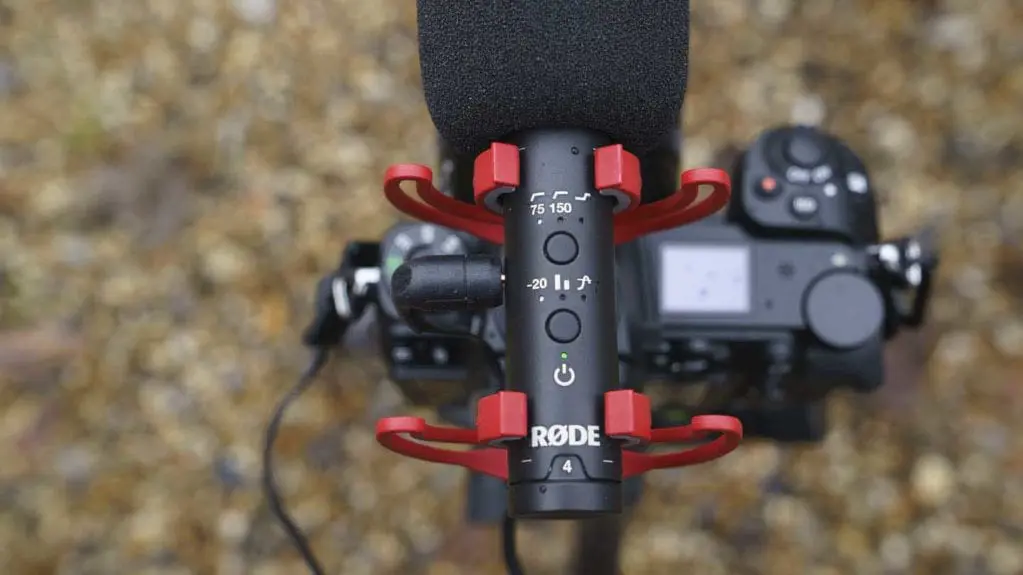 Hầu hết các chức năng đều có sẵn trong VideoMic