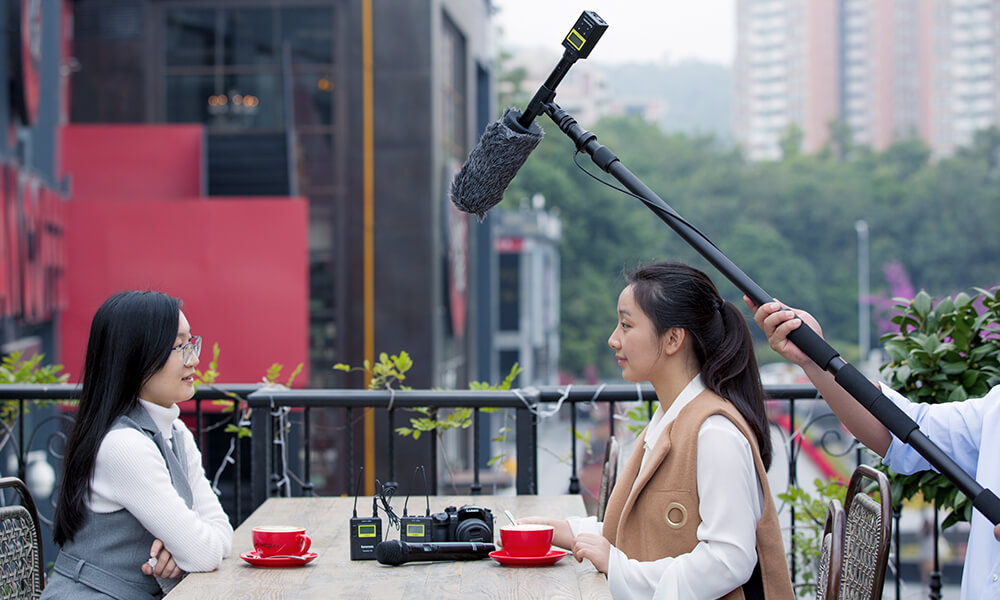 Bộ Nhận Tín Hiệu Không Dây UHF Saramonic UWMIC9 TX-XLR9 14 Bộ Nhận Tín Hiệu Không Dây UHF Saramonic UWMIC9 TX-XLR9