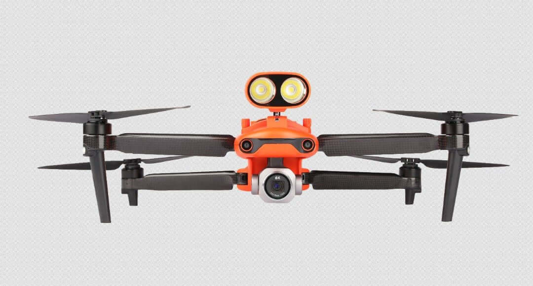 Mặc dù Autel Evo 2 Pro khá đắt tiền nhưng đây là một trong những Flycam tầm xa tốt nhất vì nó có chất lượng cao