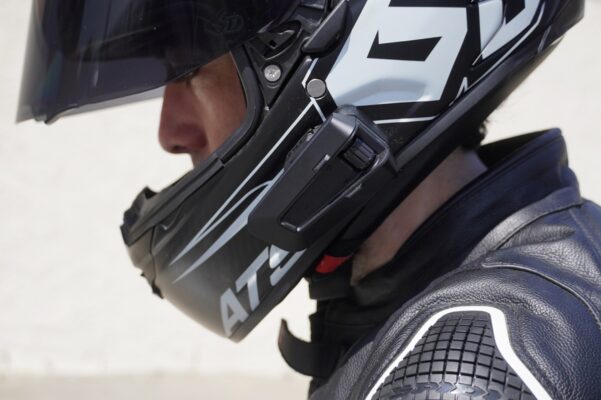 Cardo Packtalk Pro on helmet 2048x1365 1