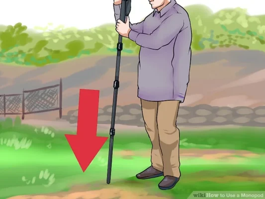 aid1354449 v4 728px Use a Monopod Step 6 Version 2.jpg