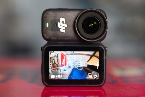 ĐÁNH GIÁ DJI OSMO NANO 9 Osmo Nano