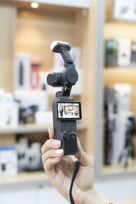 DJI Osmo Pocket 4